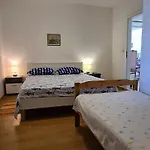 Antica דירה Basina