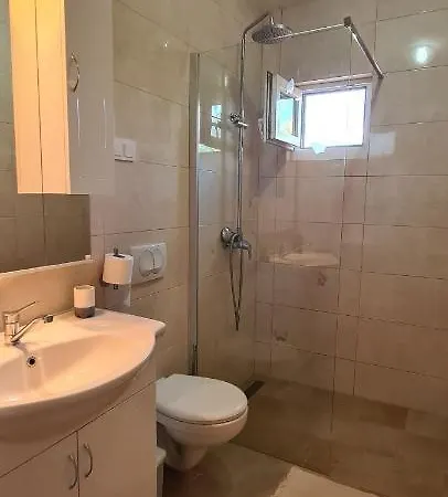 Antica Apartment Basina